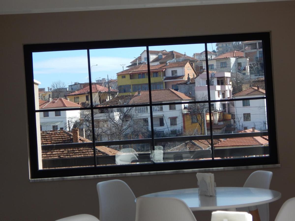 Small Hotel Ora Pogradec Luaran gambar