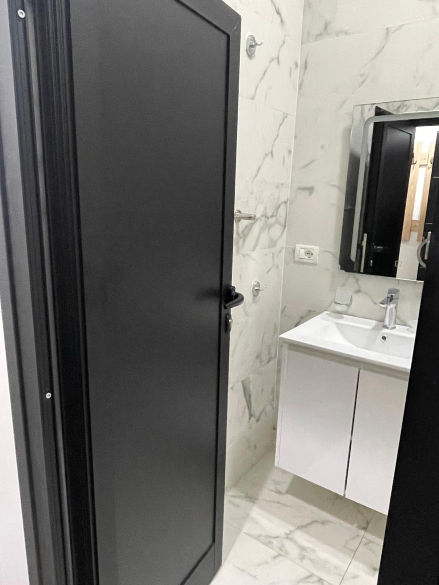 Ora Apartament Pogradec Luaran gambar