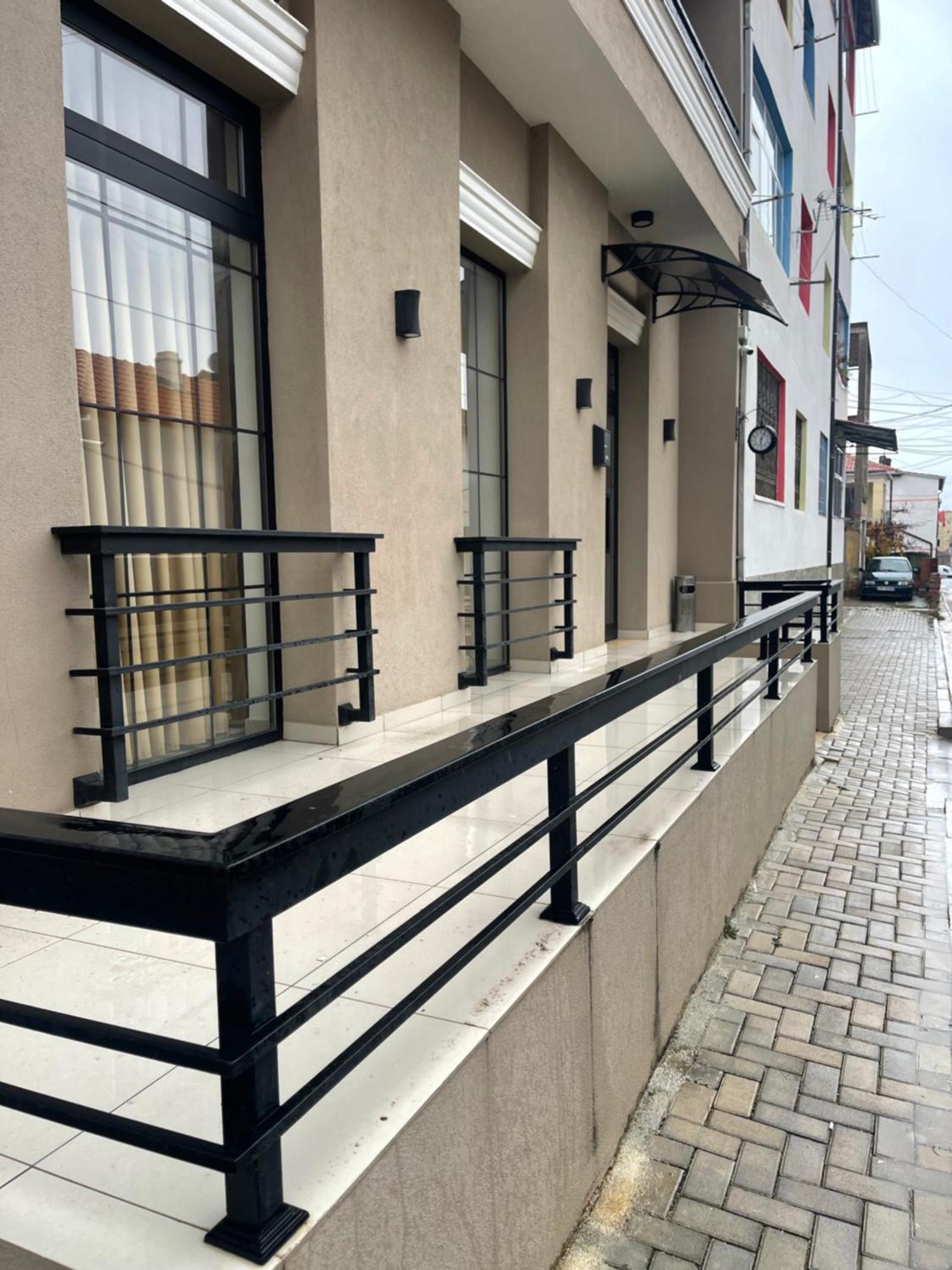 Small Hotel Ora Pogradec Luaran gambar