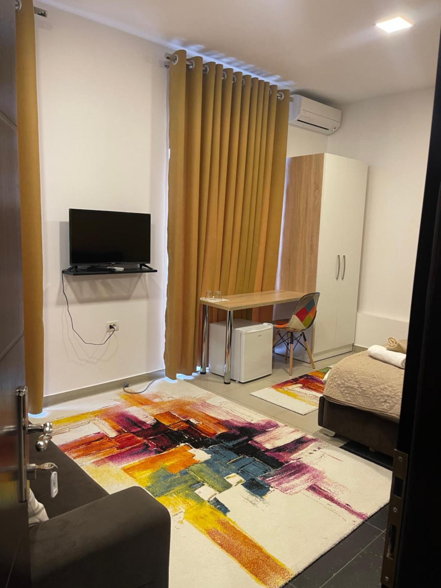 Small Hotel Ora Pogradec Luaran gambar
