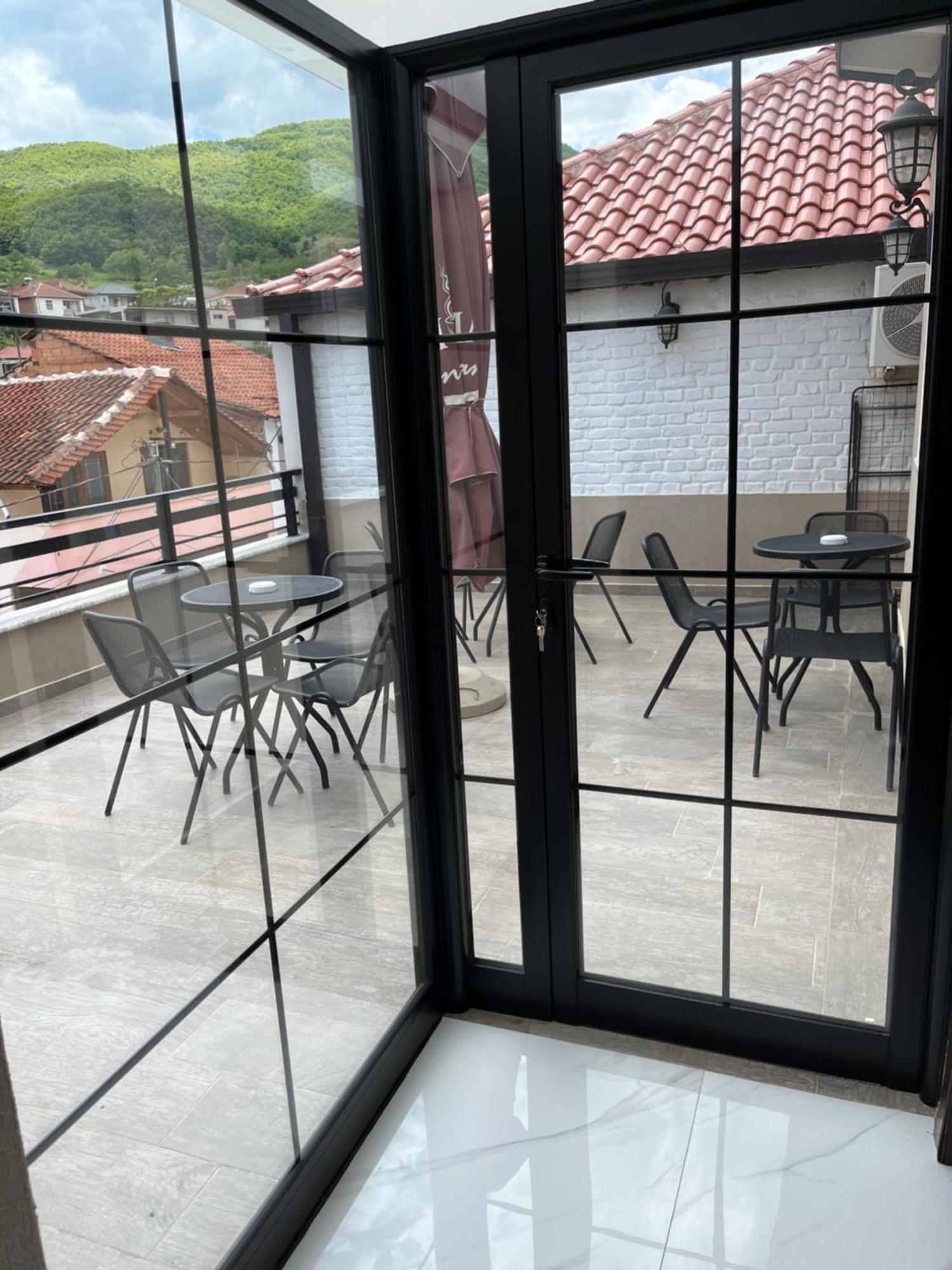 Small Hotel Ora Pogradec Luaran gambar
